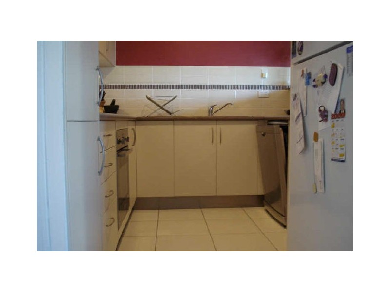 2/61 Erneton Street, Newmarket QLD 4051