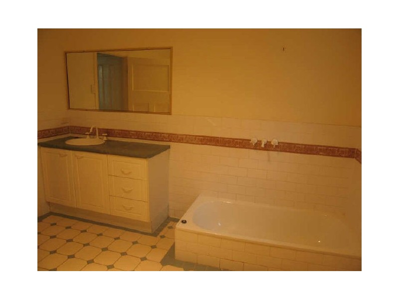 38 Cramond Street, Wilston QLD 4051