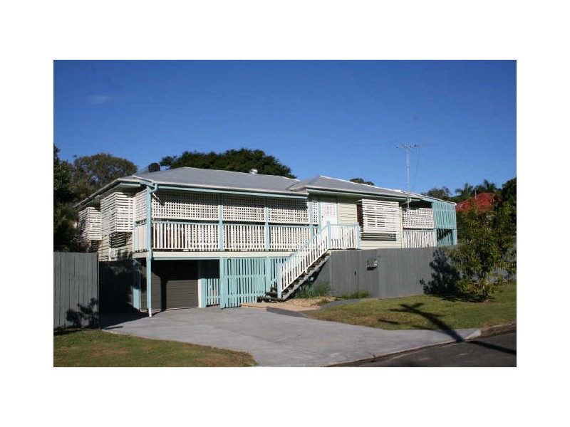 71 Eleventh Avenue, Kedron QLD 4031