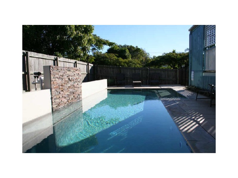 71 Eleventh Avenue, Kedron QLD 4031