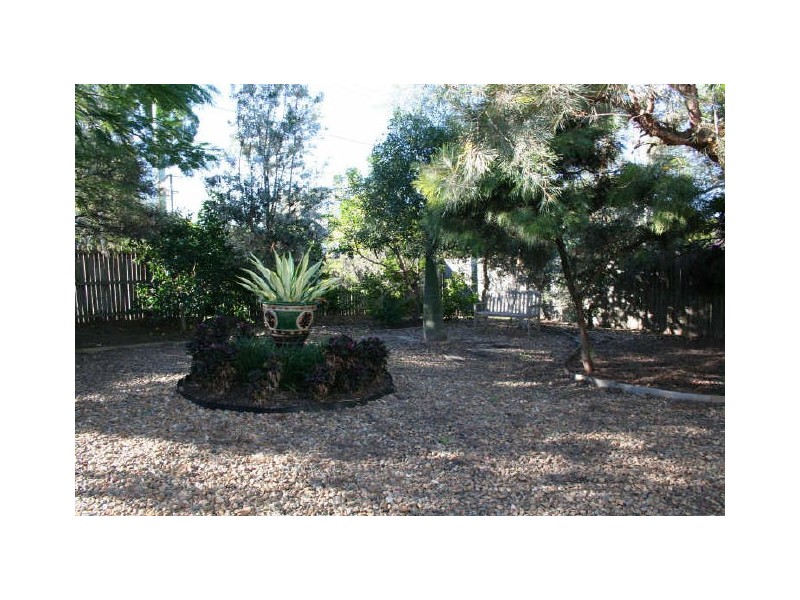 71 Eleventh Avenue, Kedron QLD 4031