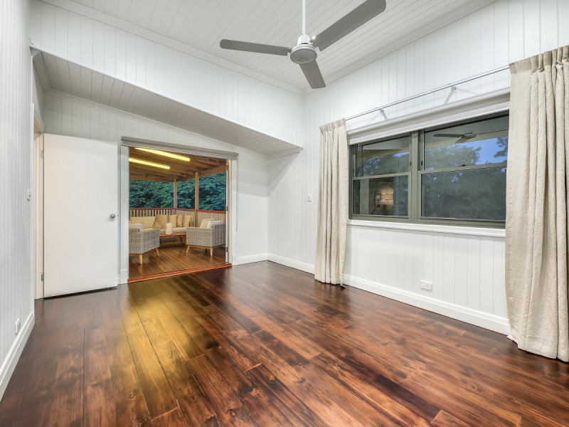 9 Dawn Street, Kedron QLD 4031