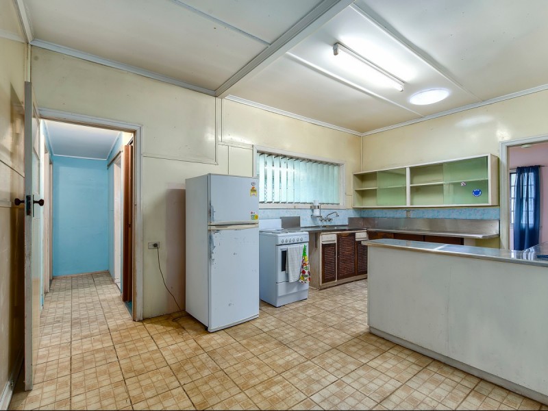 26 Matthews Street, Stafford QLD 4053