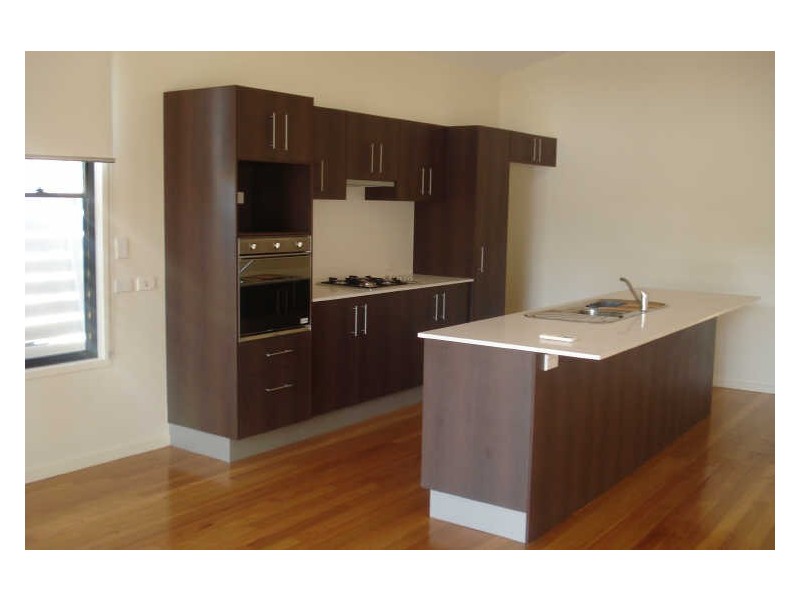 7 Crowther Street, Windsor QLD 4030