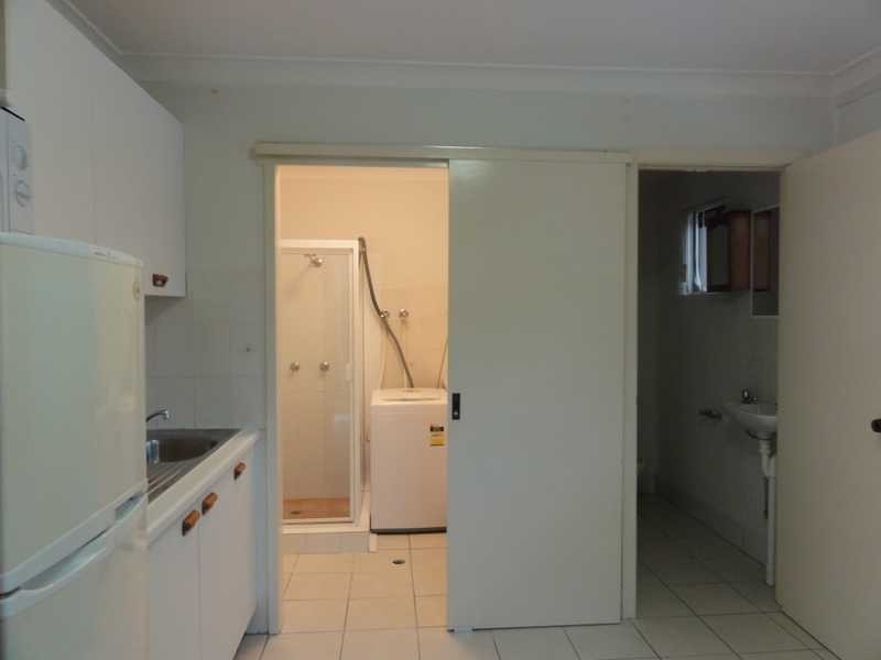 8a/46 Crump Street, Holland Park West QLD 4121