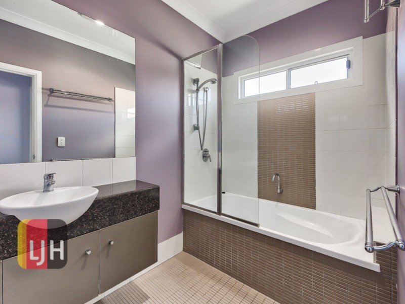 24 St Clair Street, Kedron QLD 4031