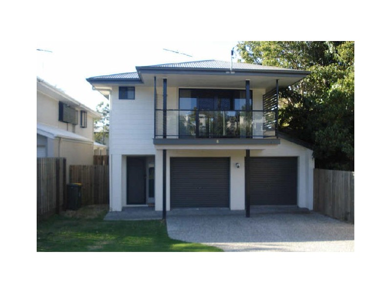 8 Lewis Street, Clayfield QLD 4011