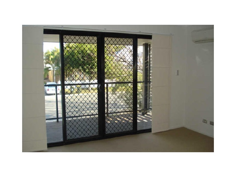 8 Lewis Street, Clayfield QLD 4011