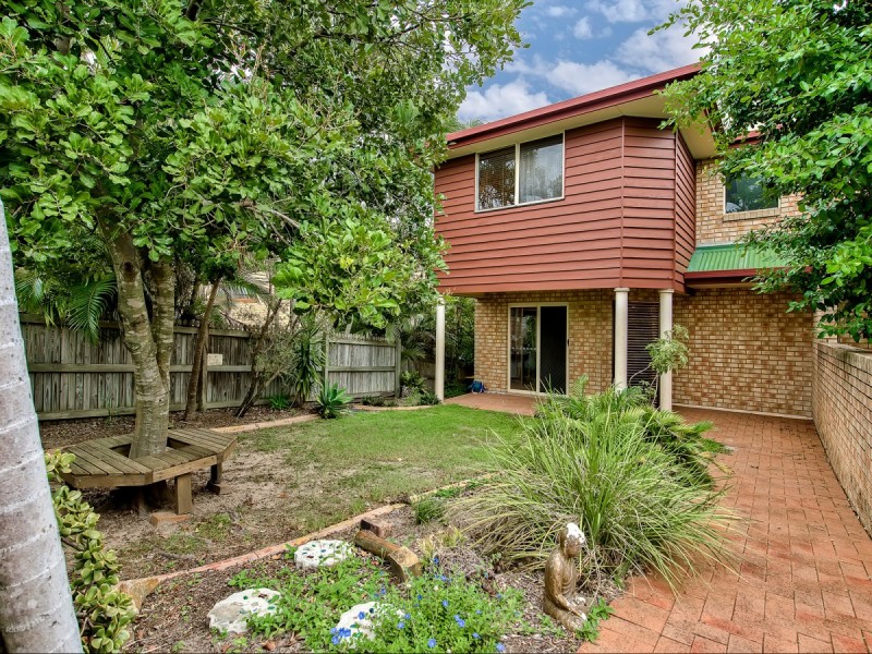 2/182 Trouts Road, Stafford Heights QLD 4053