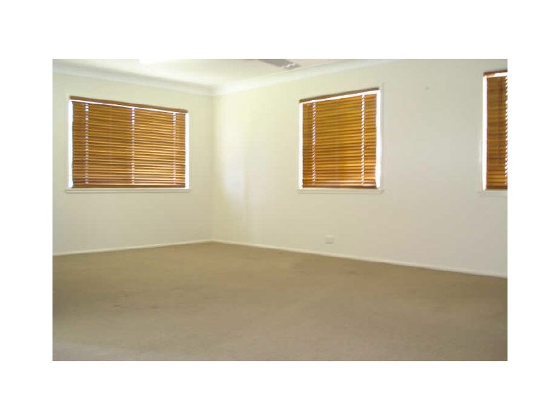 18 Reuben Street, Stafford QLD 4053