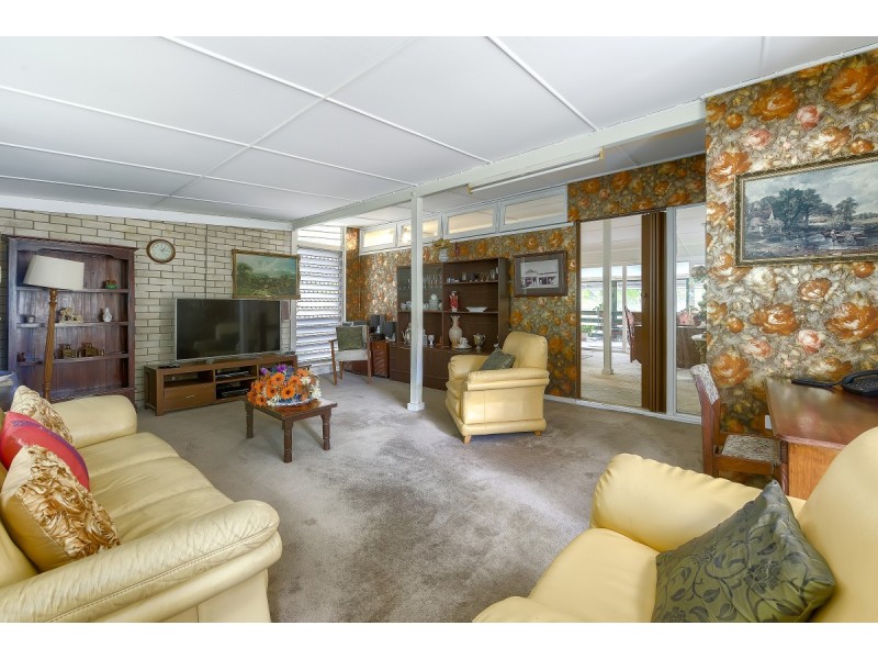 41 Pangeza Street, Stafford Heights QLD 4053