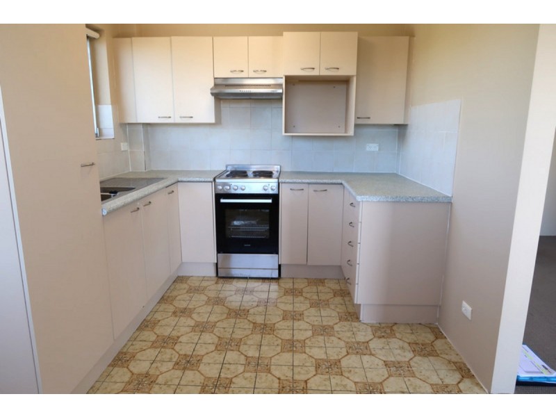 4/8 Blackmore Street, Windsor QLD 4030