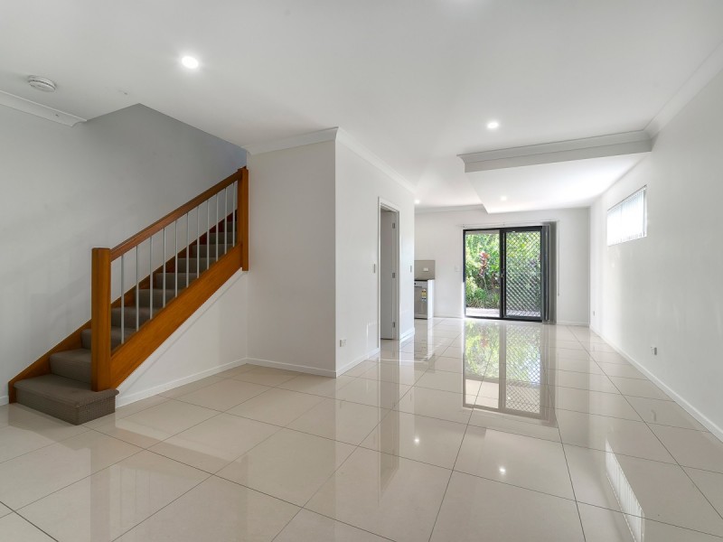 2/68 Gillies Street, Zillmere QLD 4034