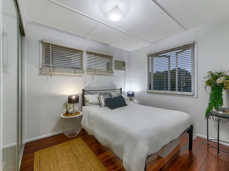 34 Maggs Street, Wavell Heights QLD 4012