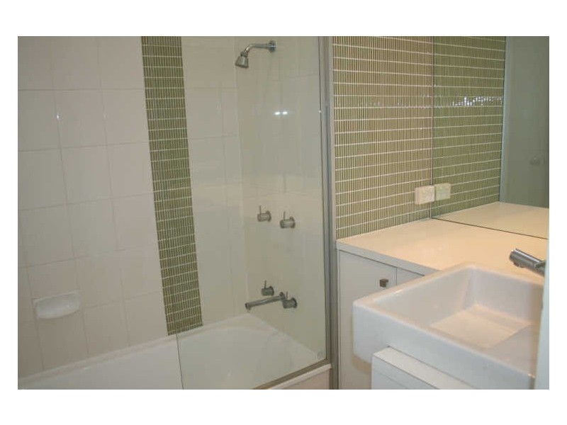 3/65 Erneton Street, Newmarket QLD 4051