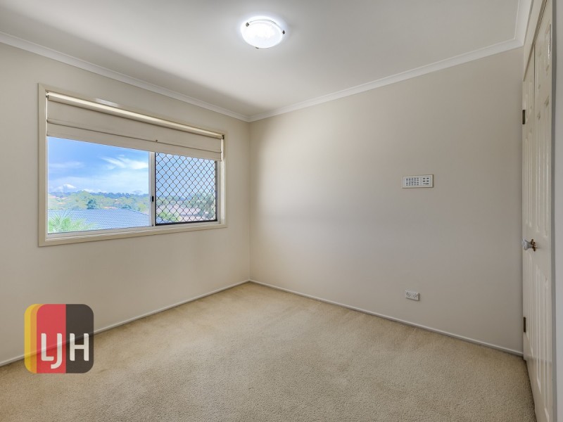 18 Redford Crescent, Mcdowall QLD 4053