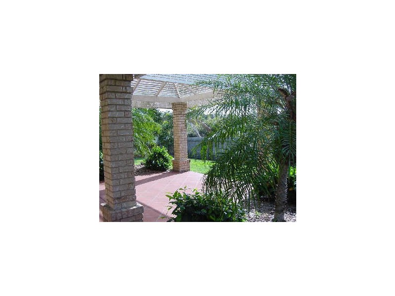 18 Redford Crescent, Mcdowall QLD 4053