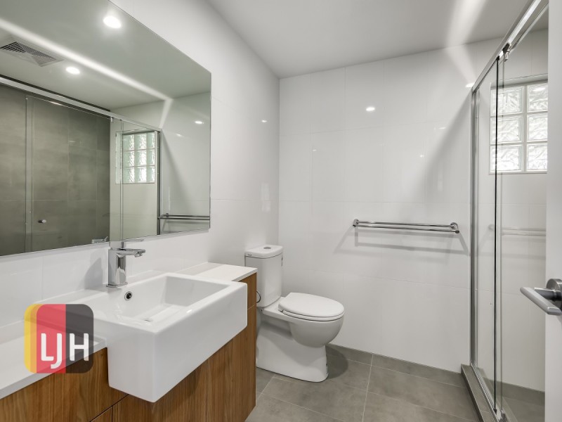 1/32 London Street, Nundah QLD 4012