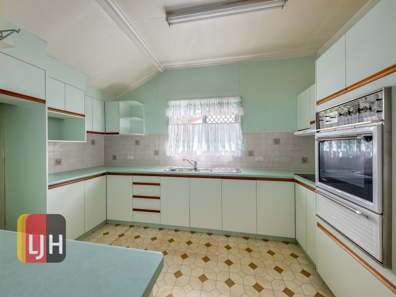 170 Glen Holm Street, Mitchelton QLD 4053