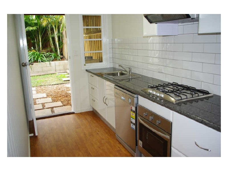 2/35 Bryden Street, Windsor QLD 4030