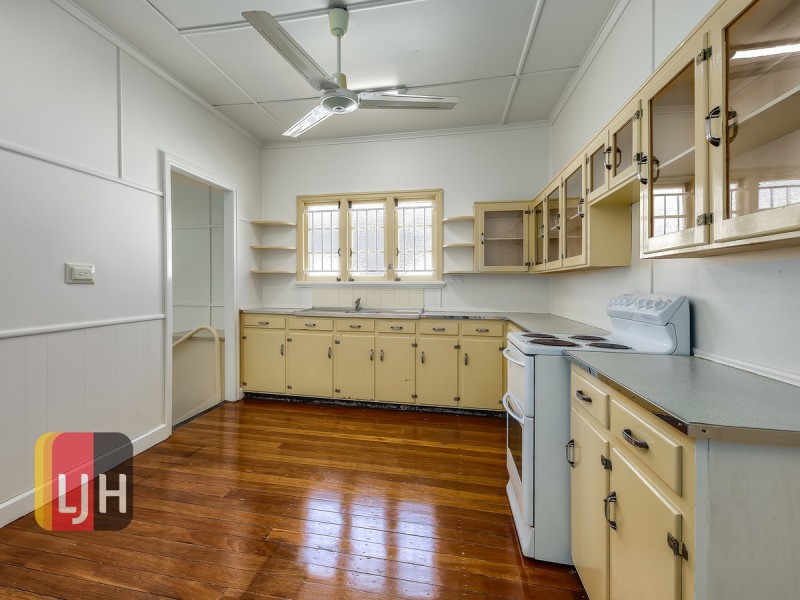 18 Gamelin Crescent, Stafford QLD 4053