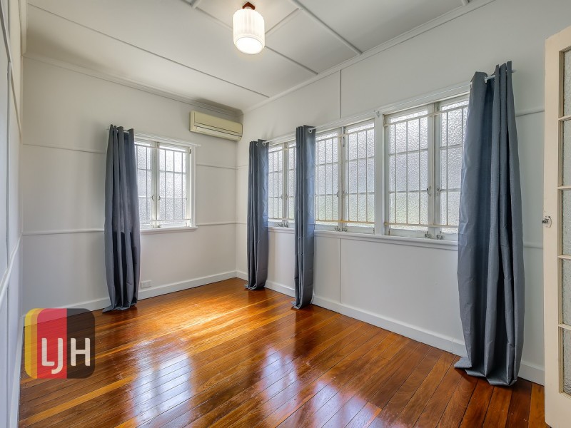 18 Gamelin Crescent, Stafford QLD 4053