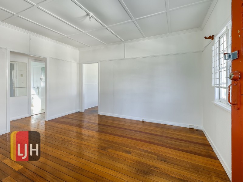 337 Webster Road, Stafford Heights QLD 4053