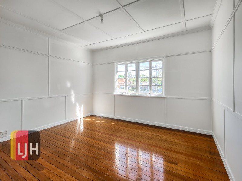 337 Webster Road, Stafford Heights QLD 4053