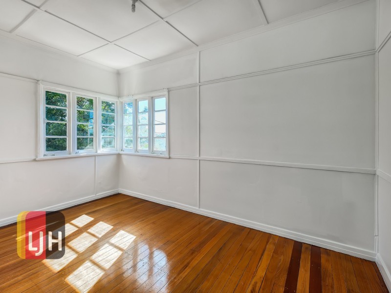 337 Webster Road, Stafford Heights QLD 4053