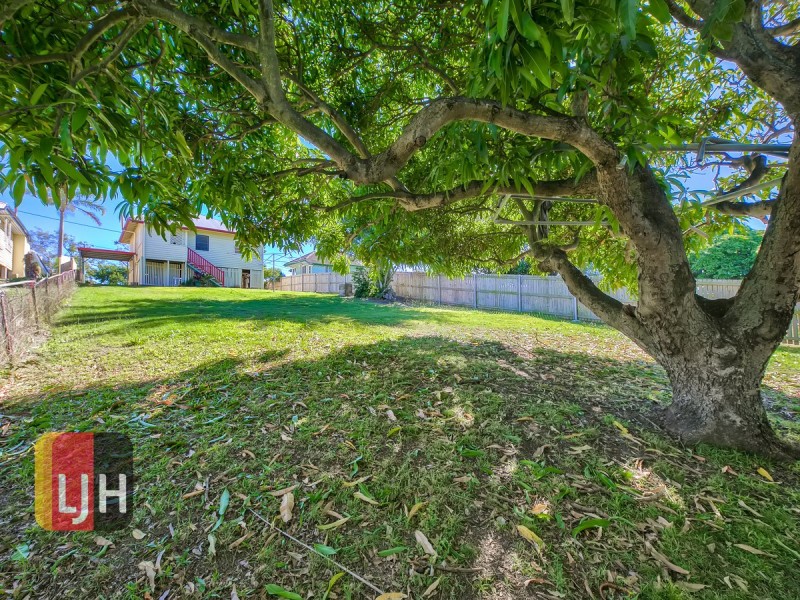 337 Webster Road, Stafford Heights QLD 4053