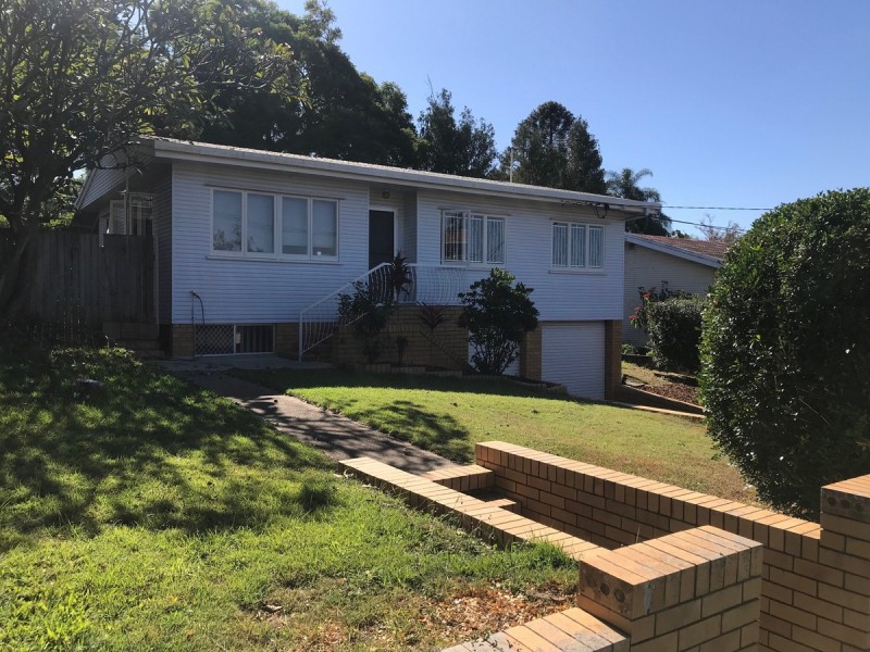 17 Quill Street, Stafford Heights QLD 4053