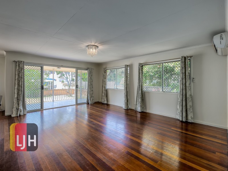 25 Braidwood Street, Everton Park QLD 4053