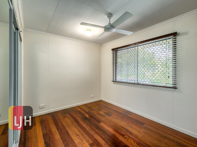 25 Braidwood Street, Everton Park QLD 4053