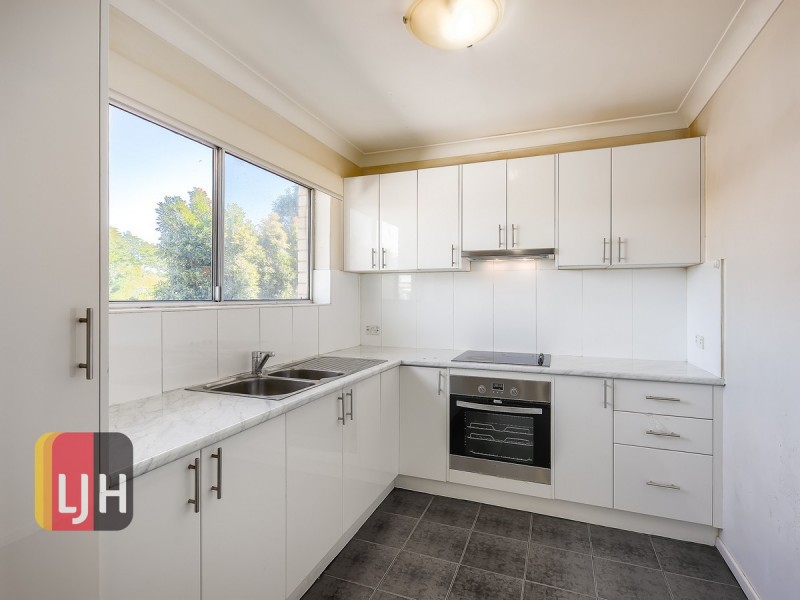 4/77 Brookfield Road, Kedron QLD 4031