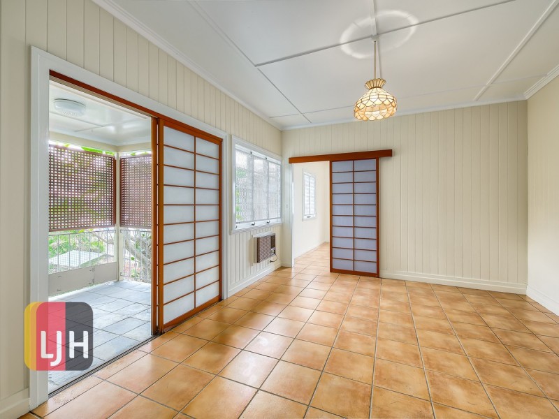 33 Gamelin Crescent, Stafford QLD 4053