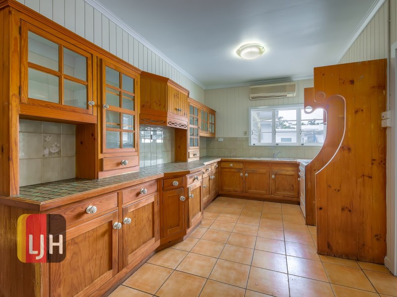 33 Gamelin Crescent, Stafford QLD 4053