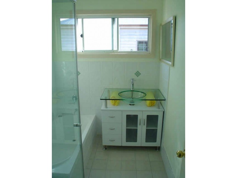 68 Victoria Terrace, Windsor QLD 4030