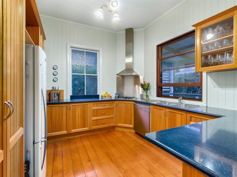 7 Armentieres Street, Kedron QLD 4031