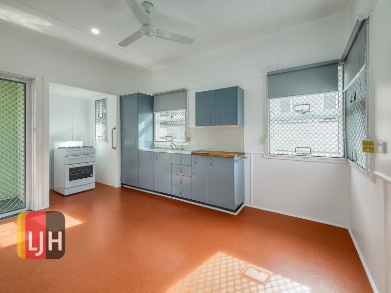 20 Hoolan Street, Stafford QLD 4053