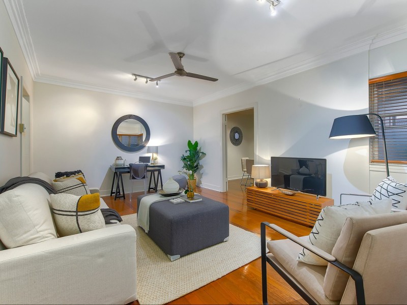 5 McCawley Street, Stafford QLD 4053