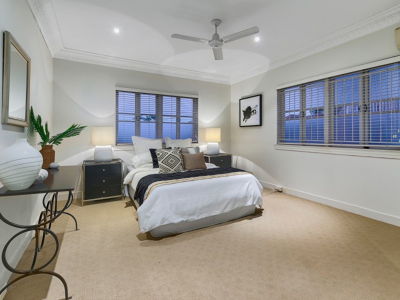 5 McCawley Street, Stafford QLD 4053