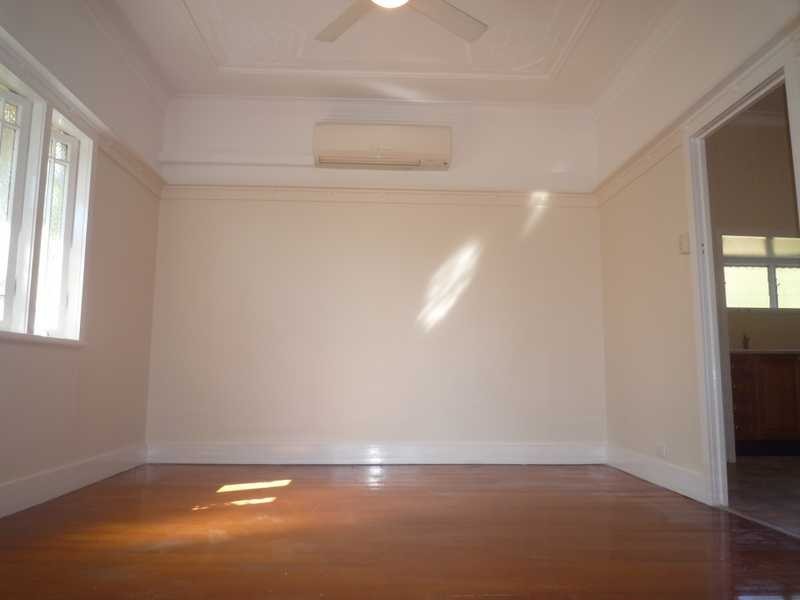 31 Royal Parade, Alderley QLD 4051