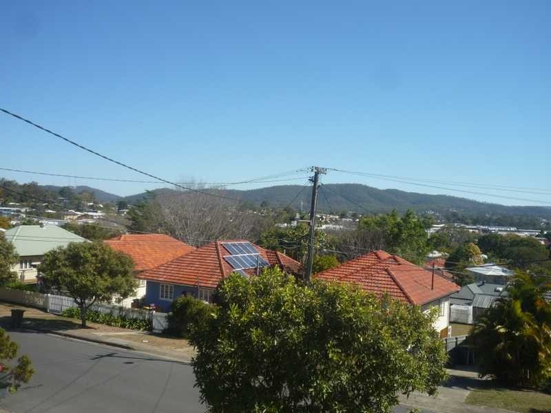 31 Royal Parade, Alderley QLD 4051