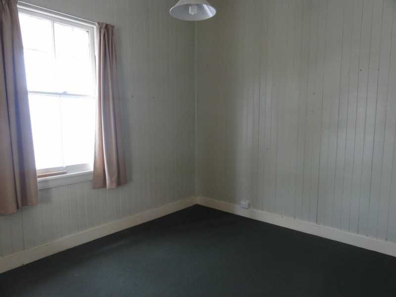 1 Baradine Street, Newmarket QLD 4051