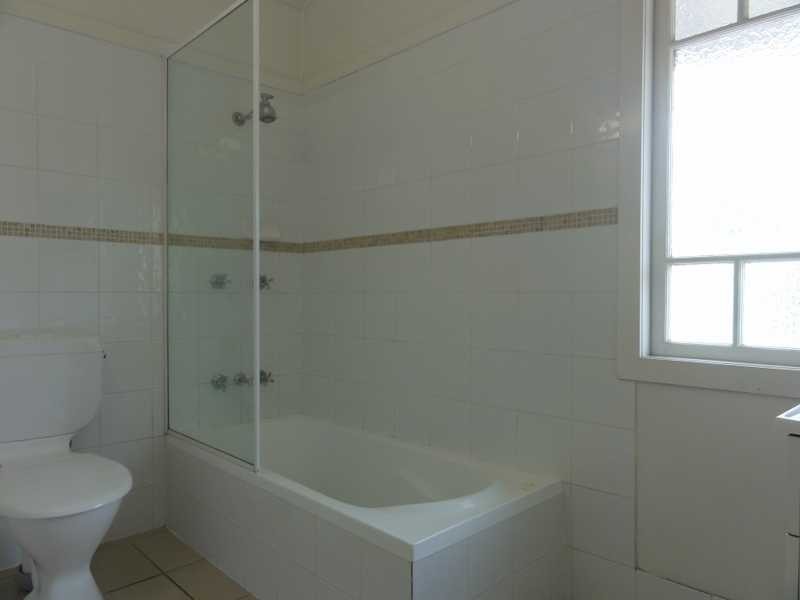 1 Baradine Street, Newmarket QLD 4051