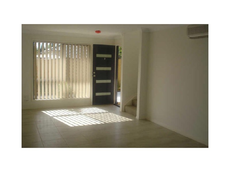 2/103 Gillies Street, Zillmere QLD 4034