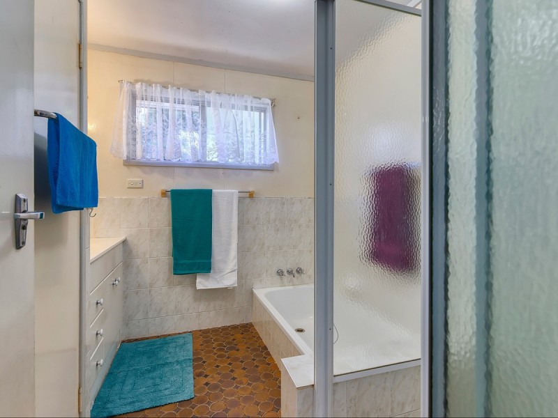 67 Patricks Road, Arana Hills QLD 4054