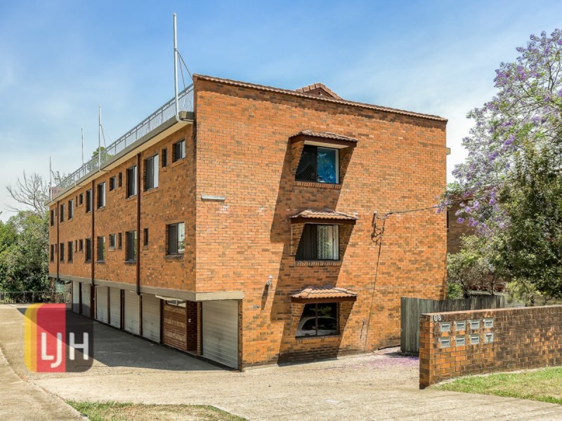 2/108 Leckie Road, Kedron QLD 4031