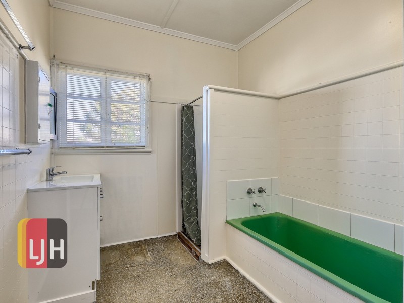 20 Griffith Street, Everton Park QLD 4053