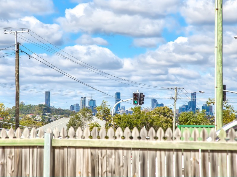 246 Webster Road, Stafford QLD 4053